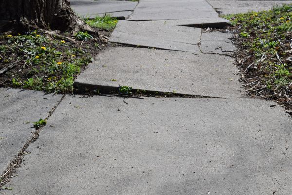 Uneven Sidewalk Repair in New Smyrna Beach